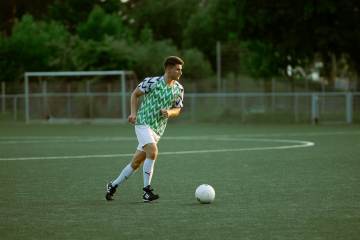 罗德里奔赴巴塞罗那？这消息让我心存疑虑！（配图示意）